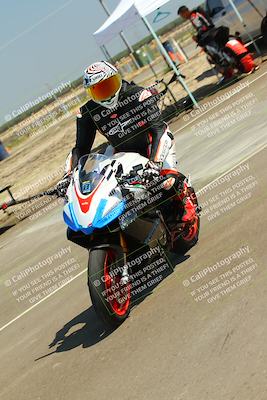 media/Sep-20-2025-TrackDaz (Sat) [[27f0cde673]]/Around the Pits/